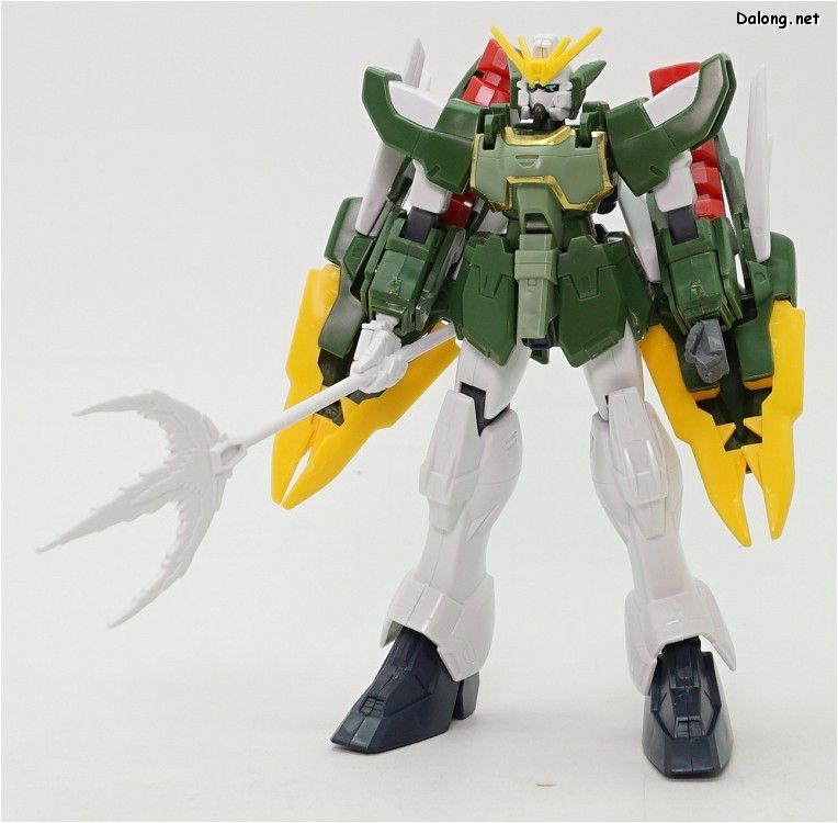 Picture of the 1/100 No Grade Gundam Altron EW from Dalong.net