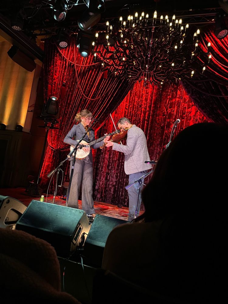 Analog venue at the Hutton Hotel with Molly Tuttle performing 