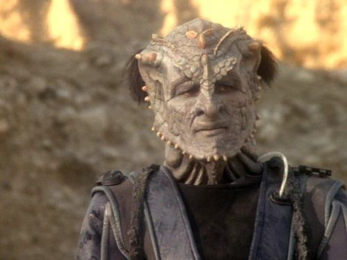 Episode summary: Stardate: Unknown. Sisko and his crew crash on a barren world when their commandeered Jem'Hadar ship is shot down. They encounter Jem'Hadar who crashed there earlier, and have taken Nog and Garak hostage in exchange for medical aid for their Vorta overseer.