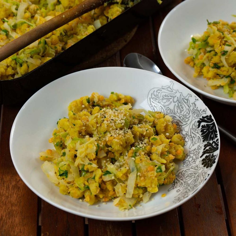 Spitzkohl-Spätzle-Pfanne mit roten Linsen – Nachhaltig Verstört