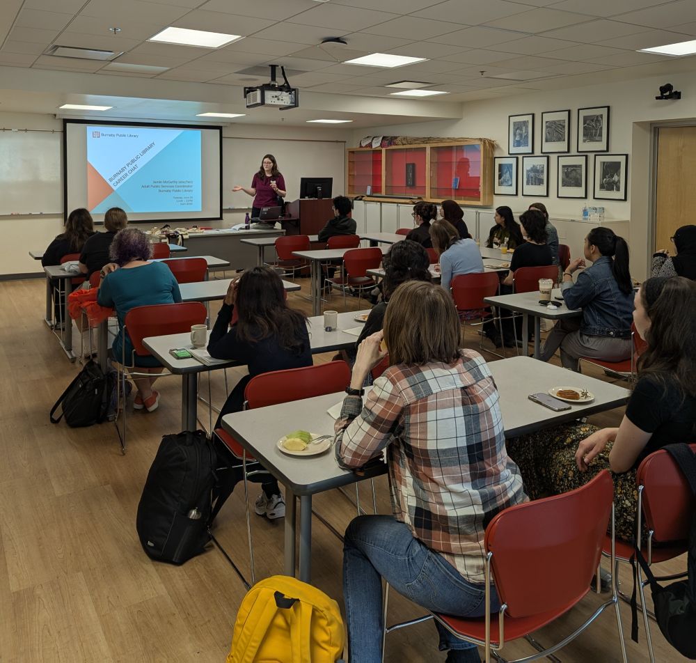 Students listening to the presentation by the career chat speaker