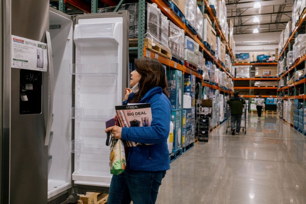 After a Lag, Consumers Begin to Feel the Pinch of Tariffs