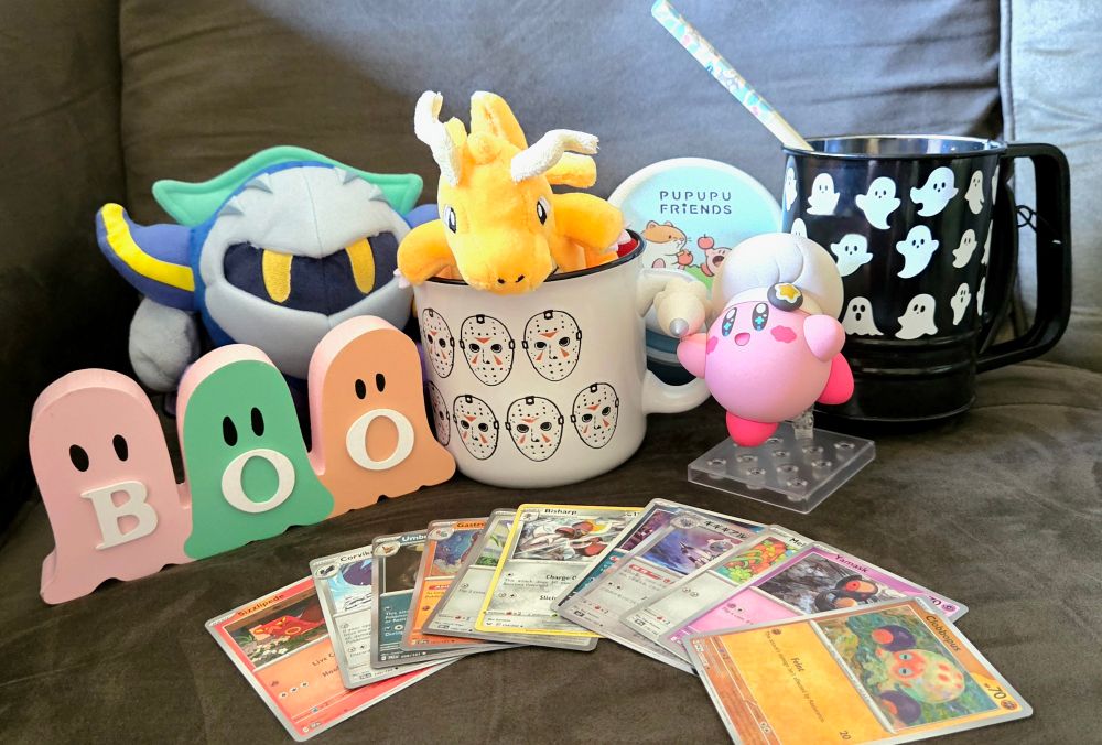 halloween ghost decoration, meta knight plushie, dragonite keychain, jason mug (large!!), KIRBY BENTO BOX!!!, ghibli chopsticks, ghost flower sifter!!!, kirby cafe nendoroid, and 12 pokemon cards!!!!!!! 💙💙