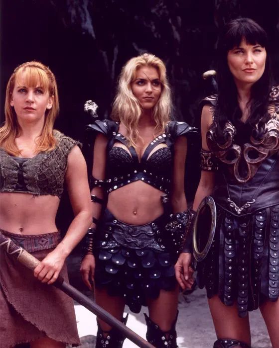 Photo of Gabrielle, Callisto, and Xena from the tv show Xena: Warrior Princess (all hot women who fight a lot and kick ass)
