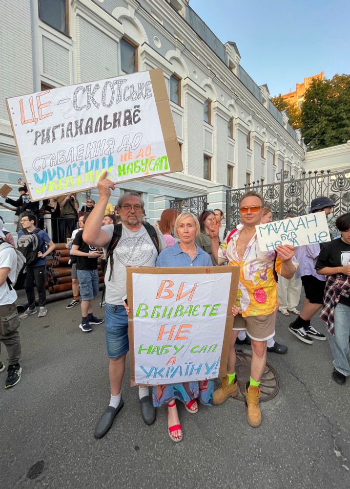 Oleksii, 64 (links).