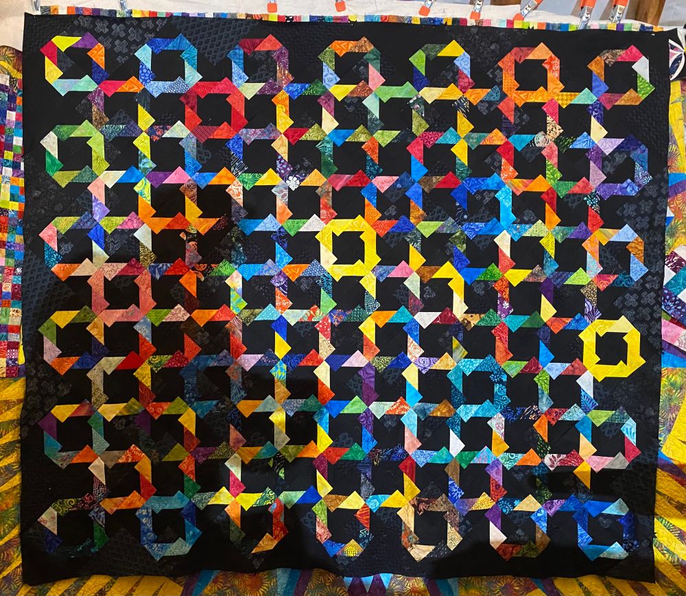 Lovers knot quilt pattern on point. 