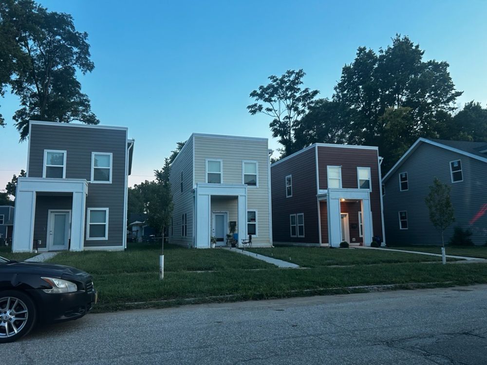 A developer under criticism for previous work on an affordable housing project on the near-northwest side of Indianapolis has received initial city approval for financing help on the development's nex...