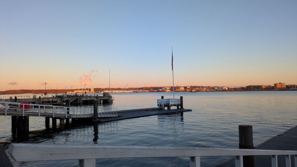 Blick über die Kieler Förde, Sonnenuntergangslicht