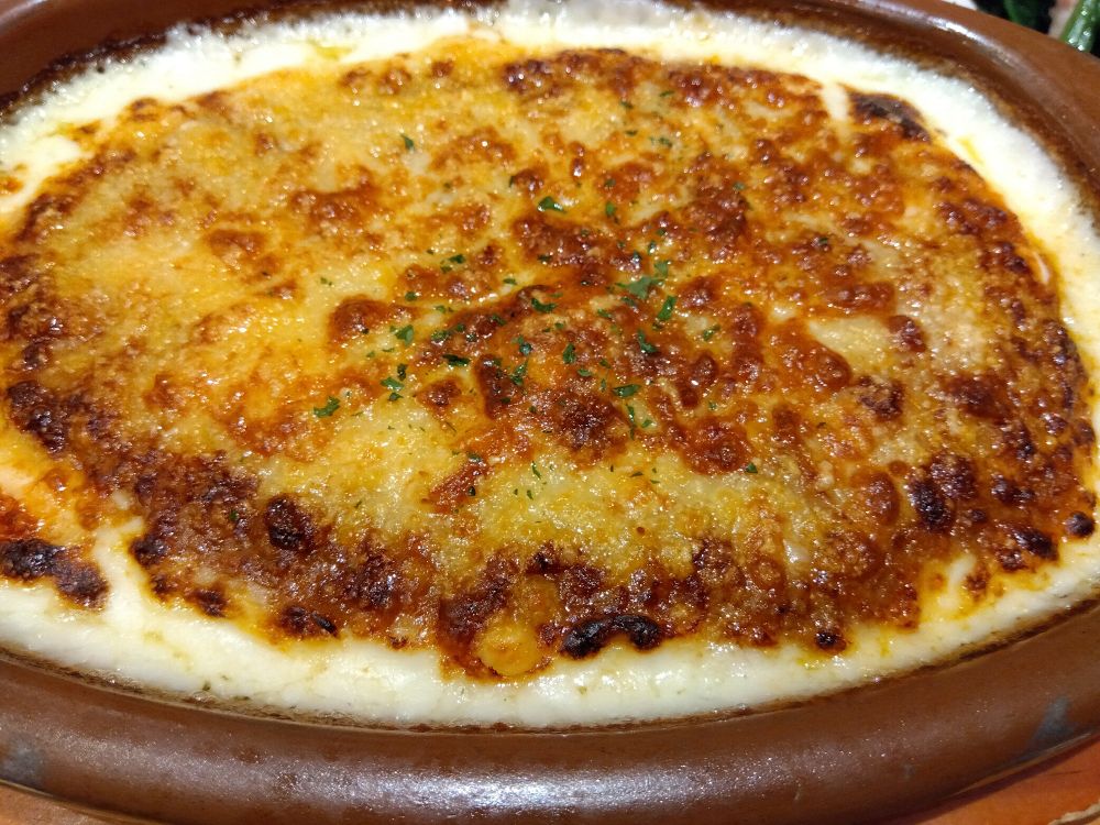 焼チーズミラノ風ドリア初めて食べた！ヤバい！半熟卵のミラノ風ドリアよりこっちの方が好き🥰
