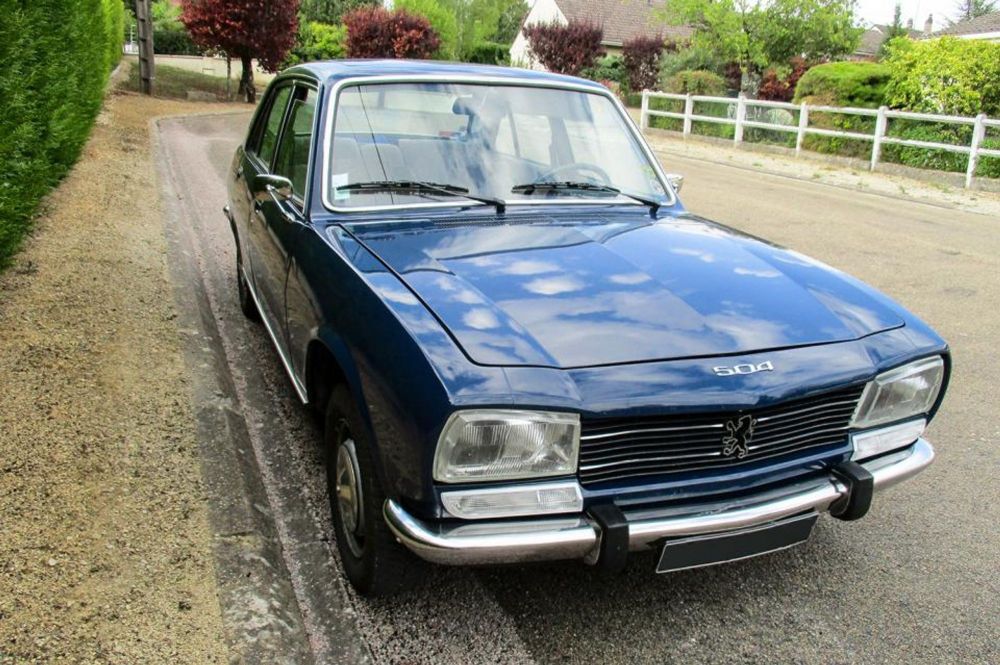 504 TI Bleue toit-ouvrant