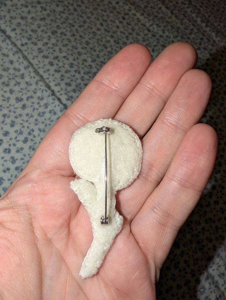 Back of second poppy showing the felt and the brooch pin