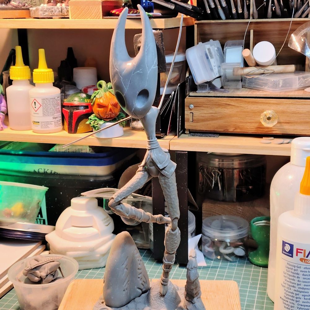 WIP. Hornet figurine. Depiction if the character hornet from the game hollow knight.