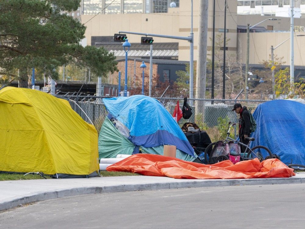 Alberta and Edmonton at odds over data on homeless navigation centre