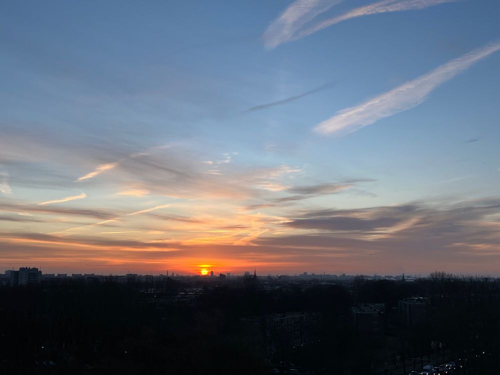 De zon komt op steeds een stukje hoger☀️😄op alle 4 de foto,s