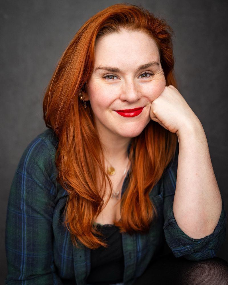 Rhiannon’s headshot