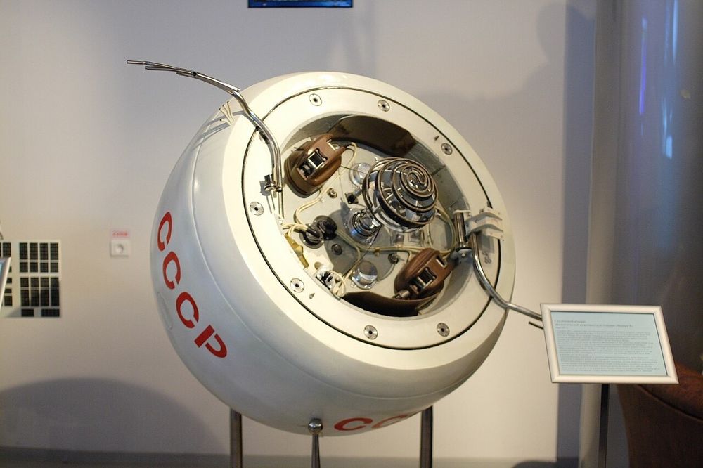 Marooned Soviet-era spacecraft just hours away from descent back to Earth