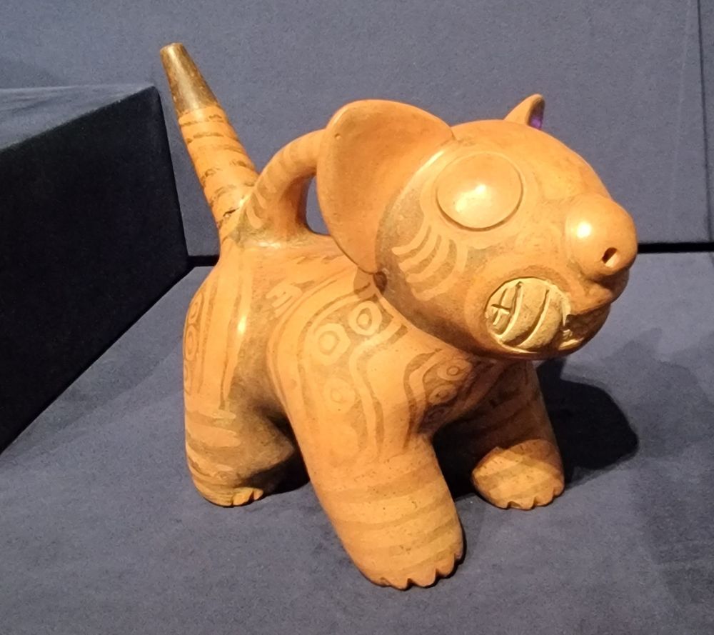 Jaguar effigy from Mexico on display at the Museum of Fine Art, Boston. What a cute little guy.