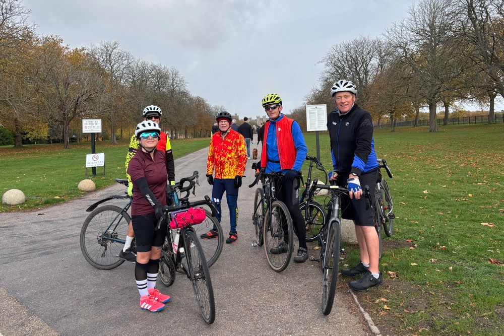 Group 1 riders await Group 2 by the Long Walk. 