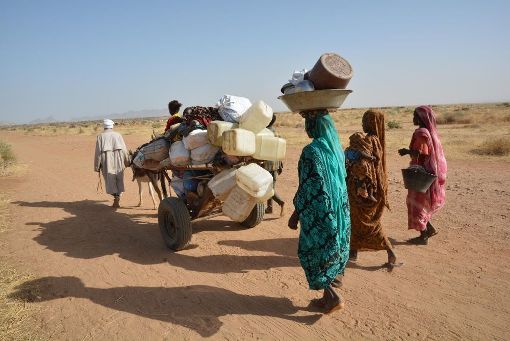 Mujeres sudanesas desplazadas en los alrededores de Tawila, Sudán. Foto de Jérôme Tubiana