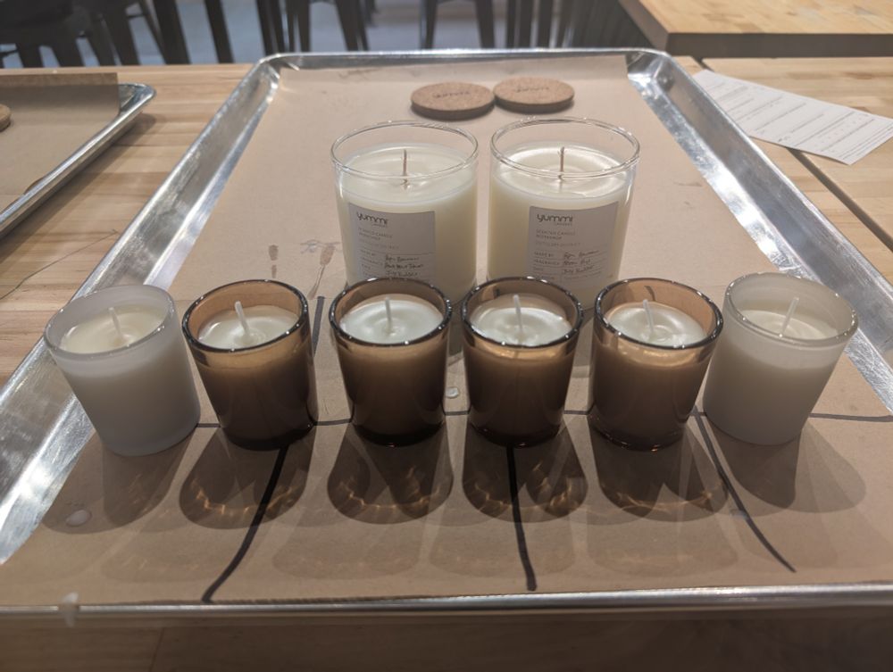 8 candles, 2 big, 6 small