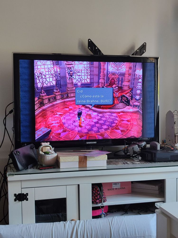 Cid preguntando a Garnet que cómo se encuentra la reina Brahne