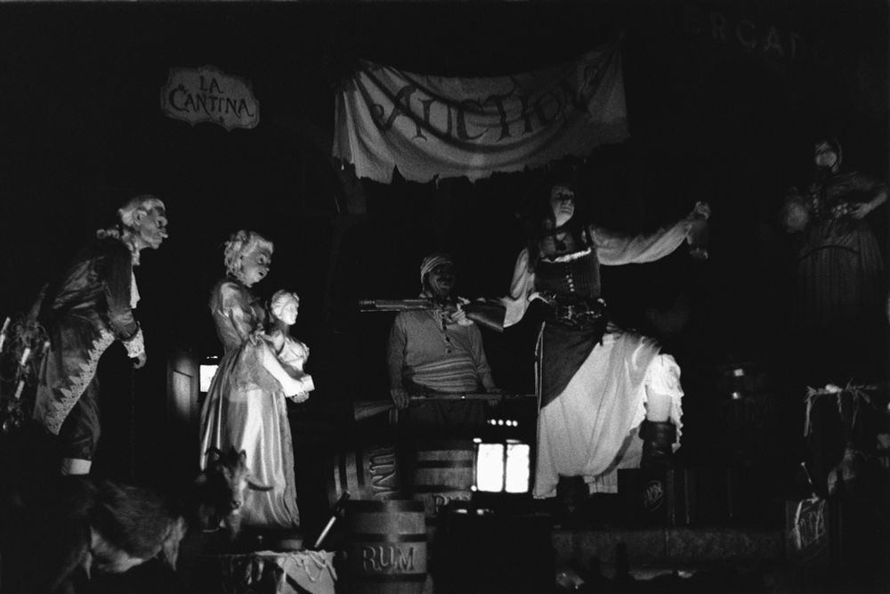 The Redhead scene on Pirates of the Caribbean in black and white