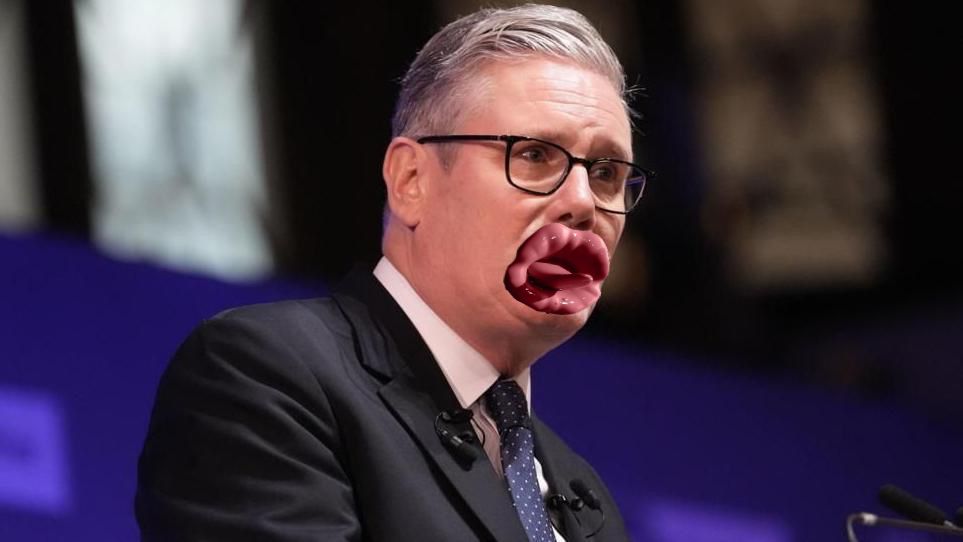 Kier Starmer with big wet lips and his tongue sticking out temptingly 
