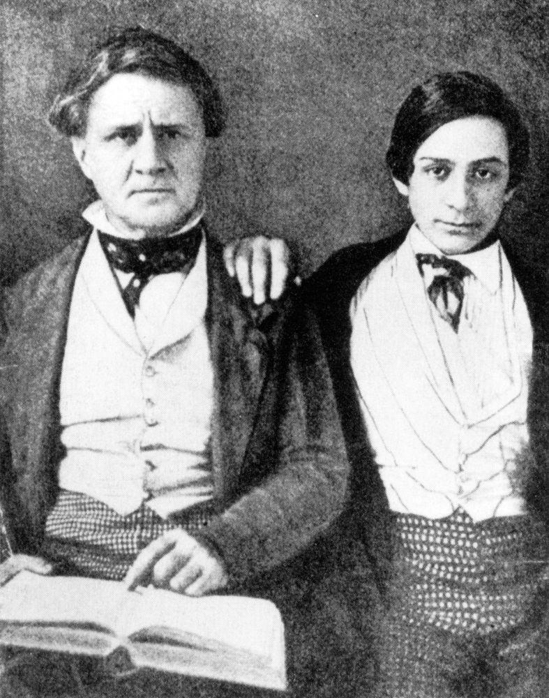 A 1850 daguerreotype Junius Brutus Booth and Edwin Booth. 
