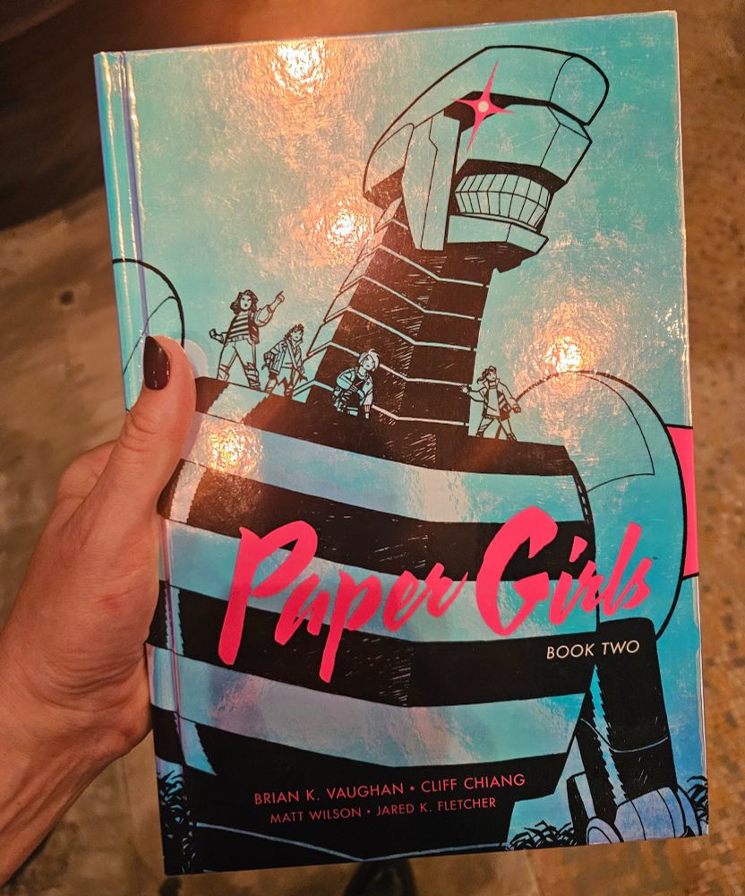 Paper Girls Book 2 Omnibus