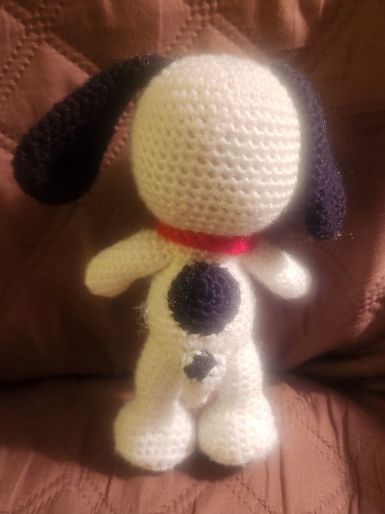 Crochet Snoopy Plush Back