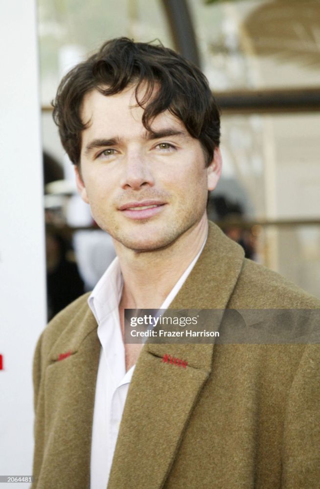 Matthew Settle (Jackson Zane)
