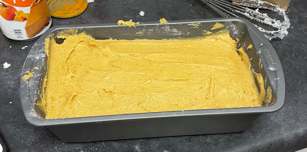 Pumpkin bread mix in da loaf pan