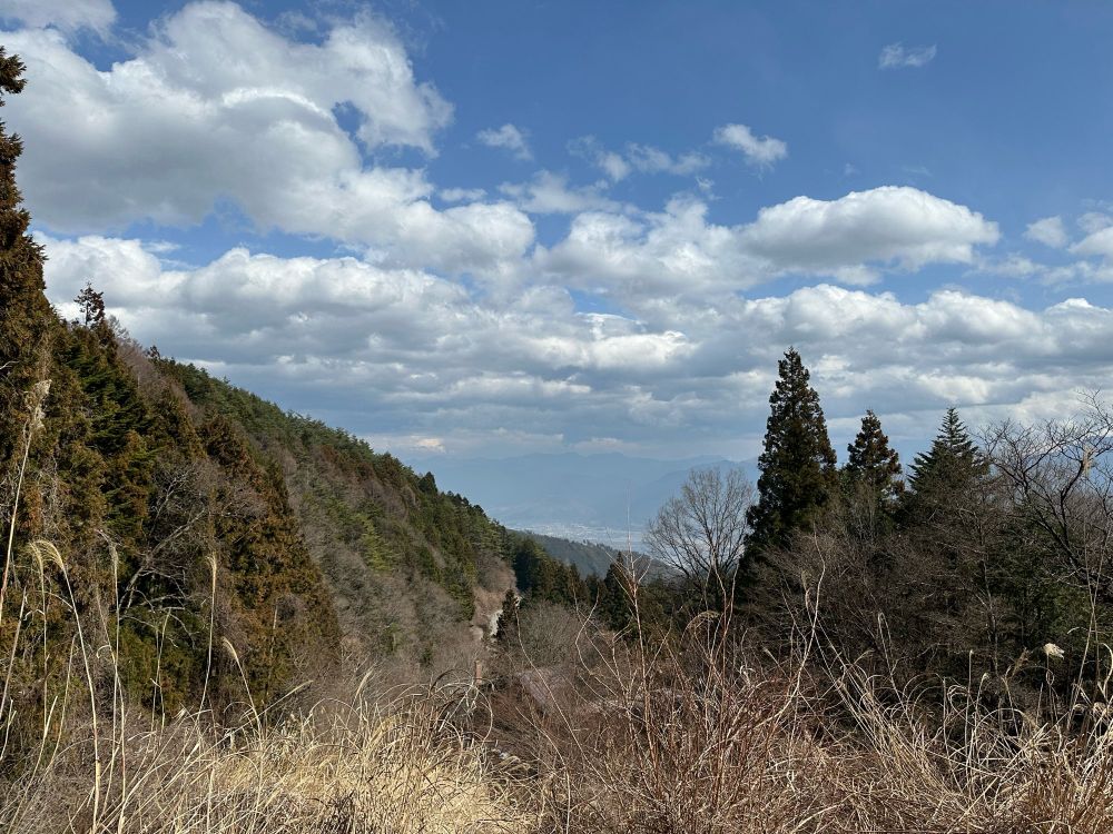 山と青空。