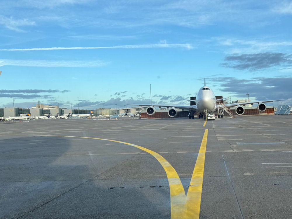 B747 am Terminal 1 in Frankfurt