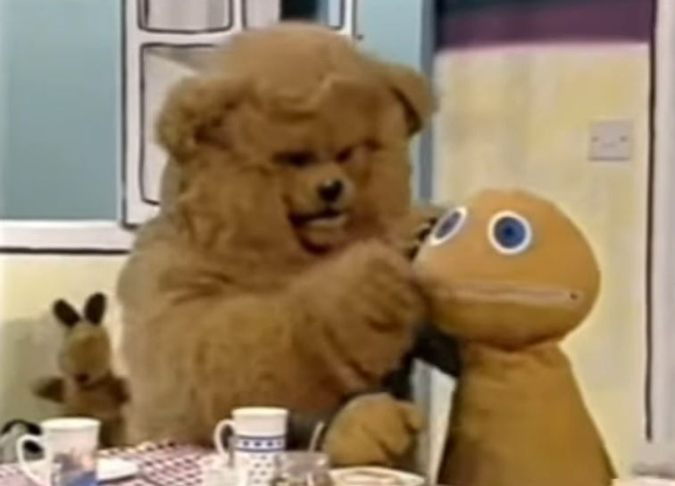 Bungle zipping up Zippy