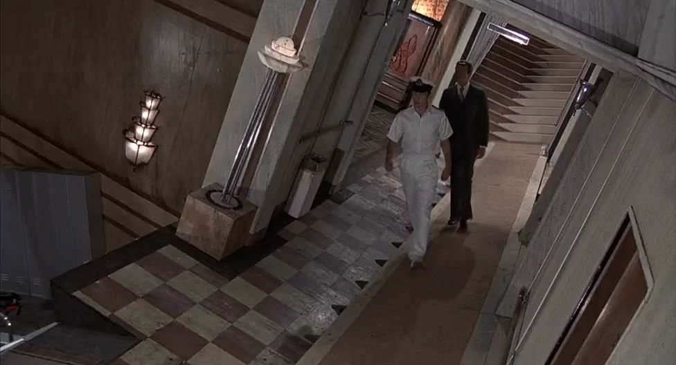 Wonky corridor from TMWTGG