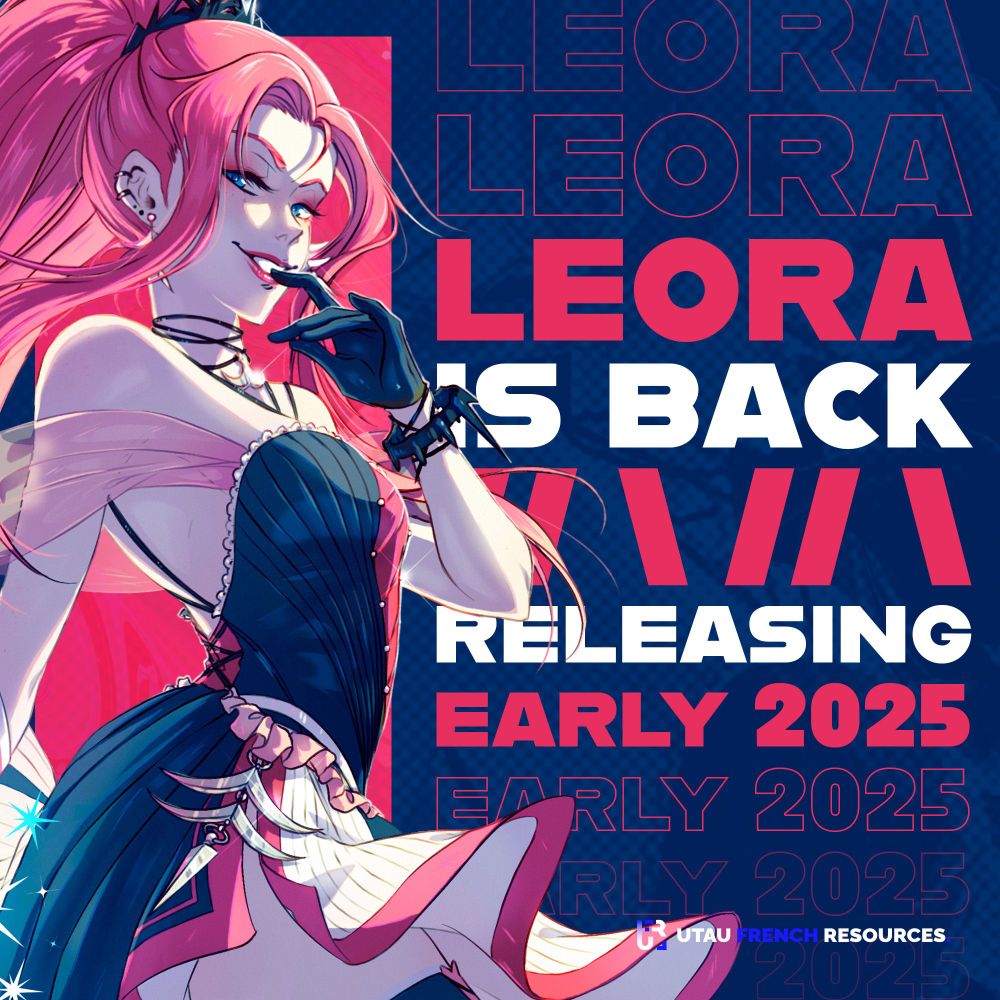 Image promotionnelle de la chanteuse virtuelle francophone LEORA, doublée par la chanteuse TBK. LEORA se tient sur la gauche, elle a la peau blanche et les cheveux rouges et elle porte une robe de soirée rouge, noire et blanche. Elle sourit et a un air malicieux. Sur la droite on peut lire : "LEORA est de retour, sortie début 2025."
