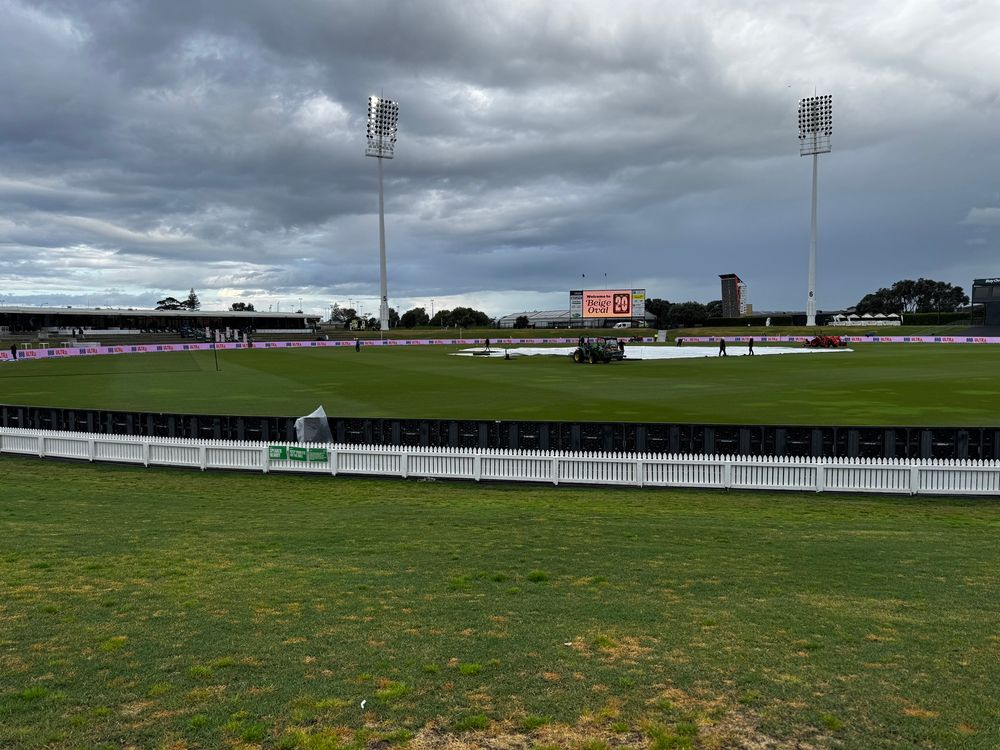 Picture of Bay Ocal cricket ground for NZ v Aus t20 game. Rainy, cloudy skies. 