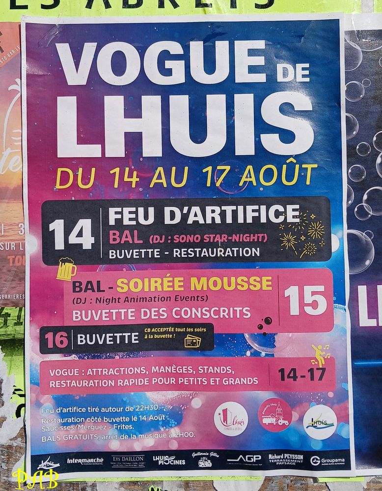 Affiche annonçant la vogue de la commune de Lhuis dans l'Ain du 14 au 17 août. Feu d'artifice le 14 à 22h30, bal en soirée le 15, buvette le 16, attractions, manèges et stands du 14 au 17.