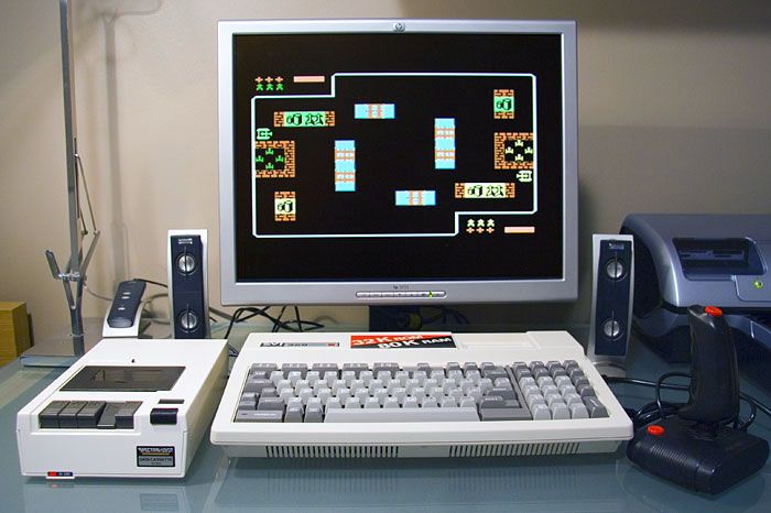 A Spectravideo SV-328 from 1983.