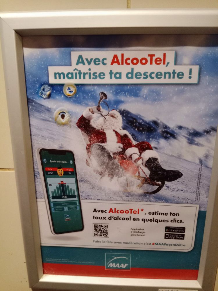 Plafó publicitari d'una aplicació que calcula aproximadament el nivell d'alcohol de l'usuari