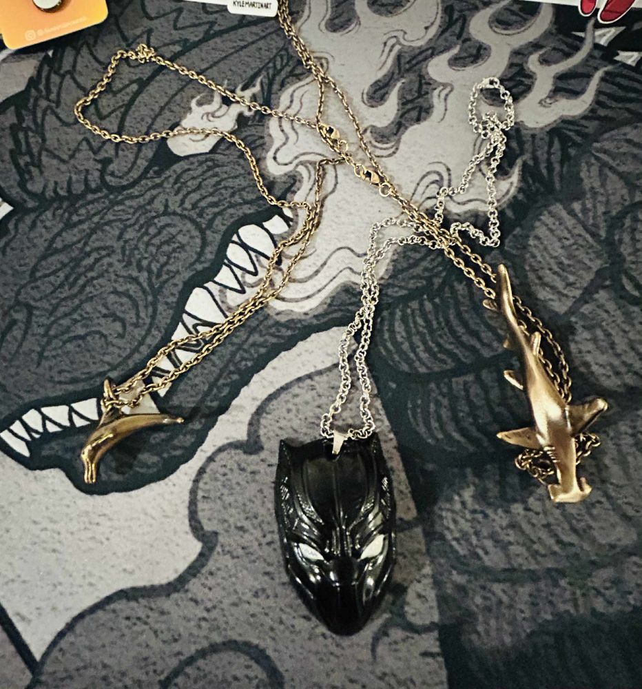 Pendants from honecksculpture.com (Dolphin, Black Panther and hammerhead shark). This was their last GenCon.