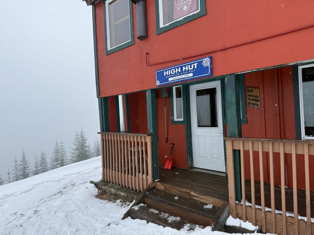 High Hut, where you can stay overnight if you wish.