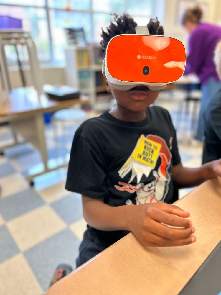 Child using vr headset