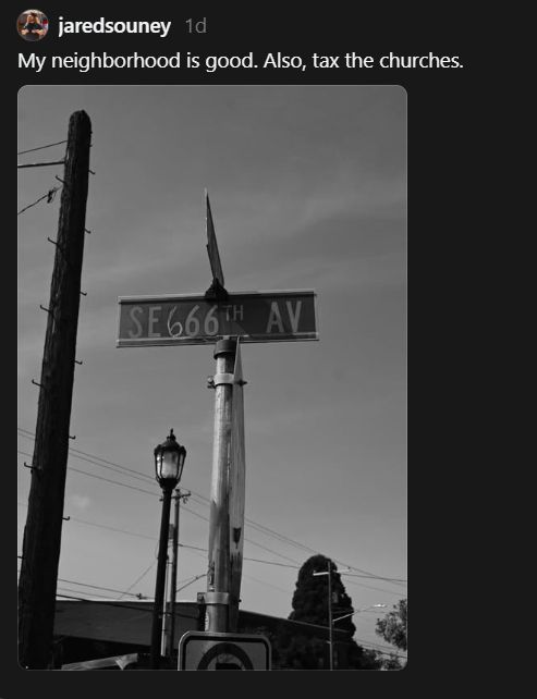 Screen capture of a Thread with a picture of a Portland, Oregon street sign reading SE 666th AV.