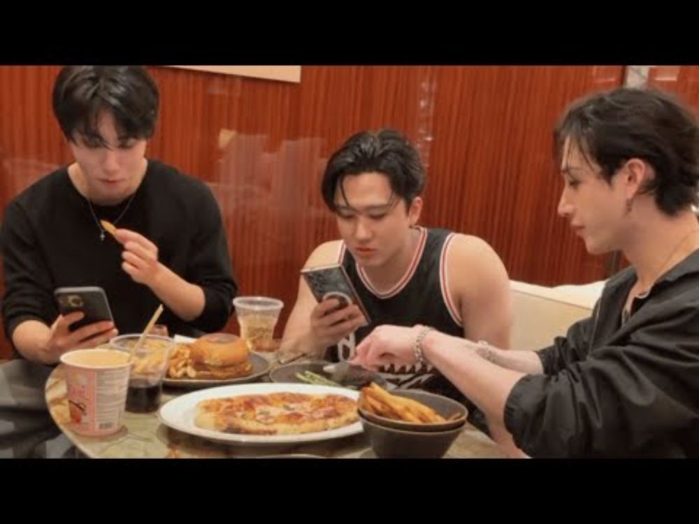 [All sub] Stray Kids Instagram Live [April 7, 2025]. Bang Chan, Changbin, Han story at Brazil.