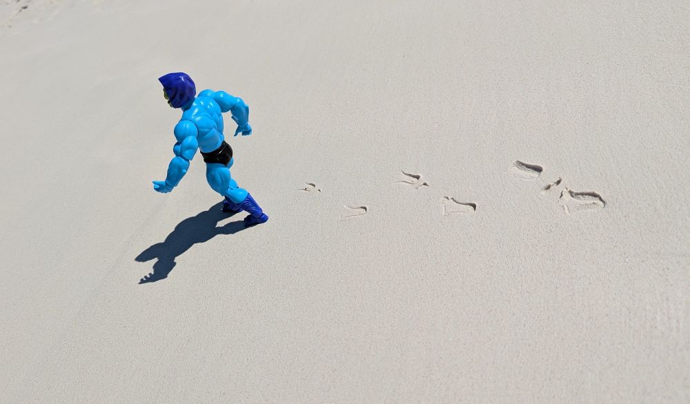 Yes, this Half Moon Cay will work out nicely. I shall build a vacation lair here. MUHHAHAHAHAH!!!