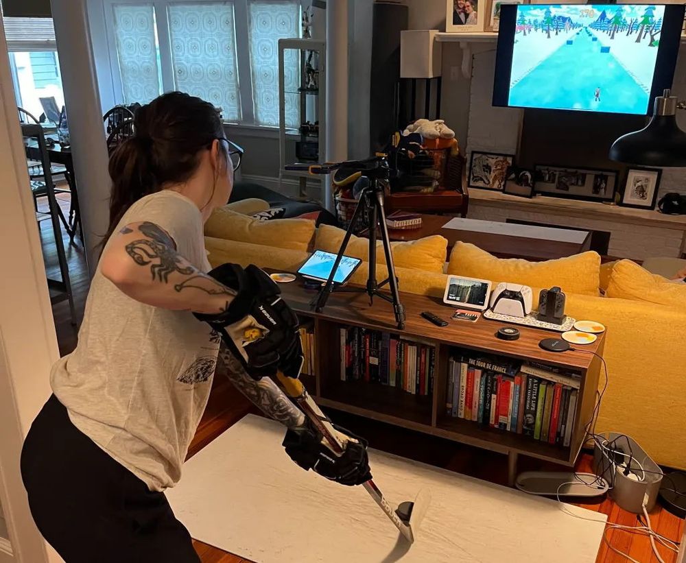 nicole carpenter playing dangleverse