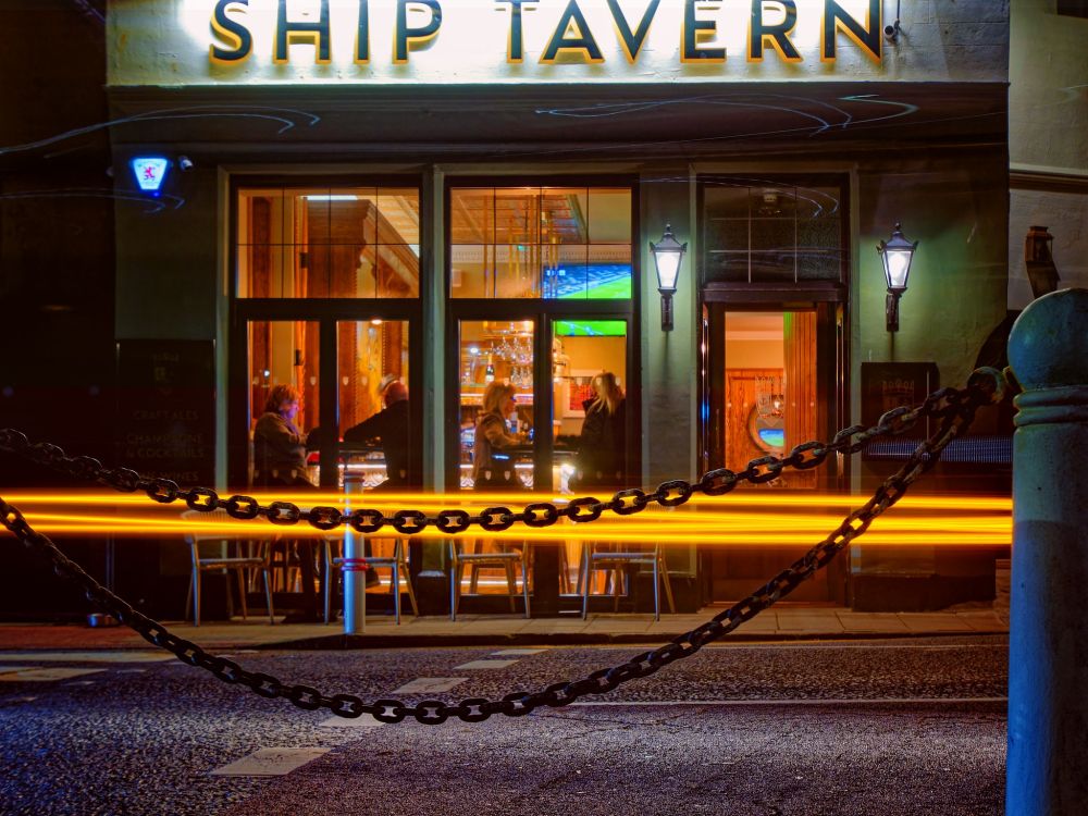 Long exposure of the Ship Tavern at Anstruther harbour, wth warm lighting in the bar and a yellow light trail from passing traffic.
Olympus OMD EM10 MK2, Lumix 12-32mm lens @f5.6 32mm 1s ISO200