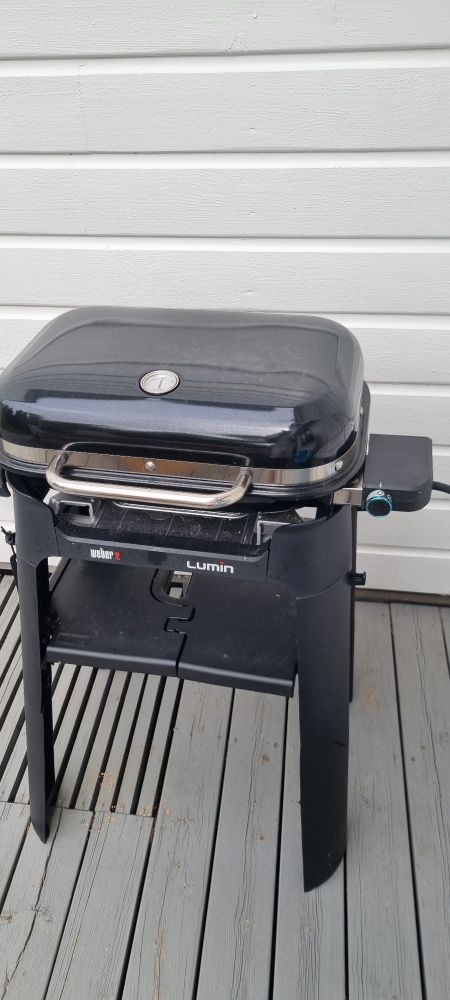 A lil electric BBQ